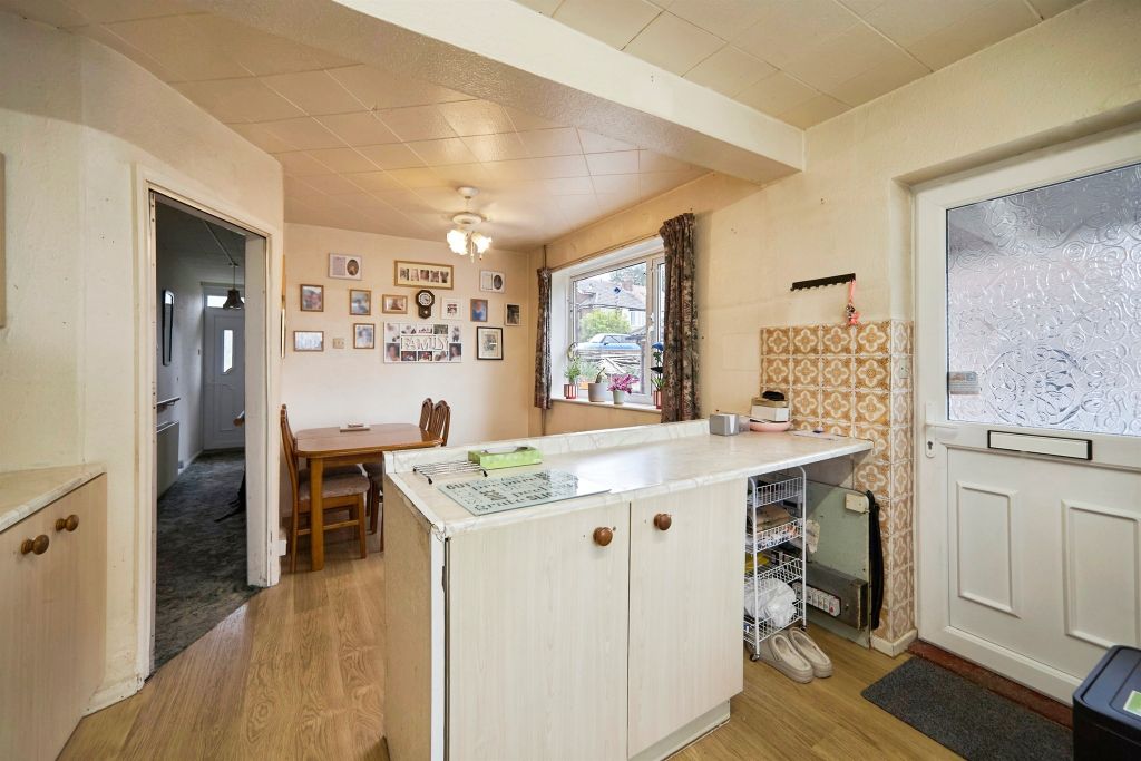 Property photo 3 of 14