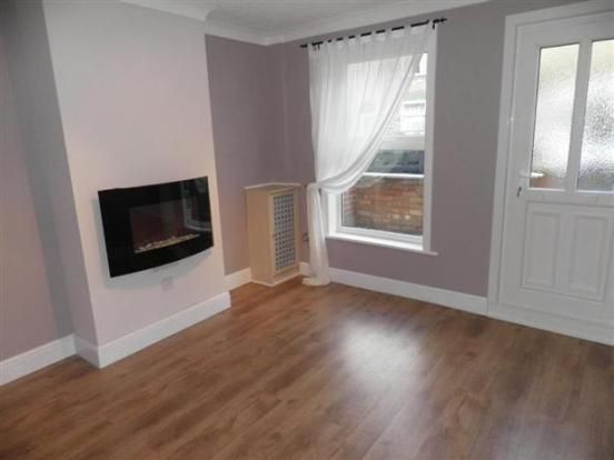 Property photo 3 of 10 Living Room