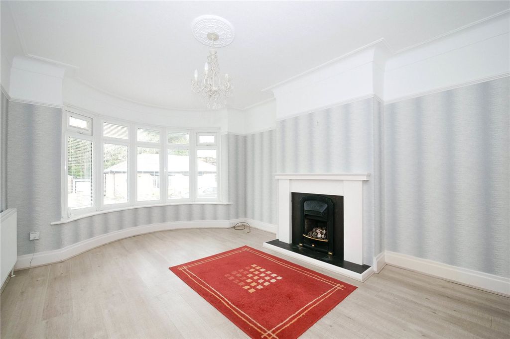 Property photo 2 of 12 Picture No. 03