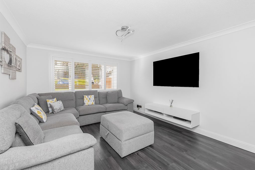 Property photo 2 of 20 Property Image 2