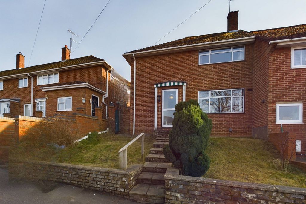 Property photo 1 of 18