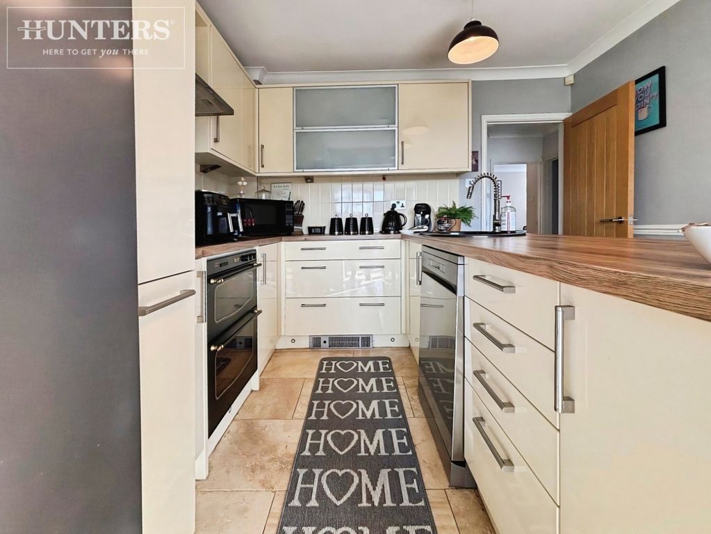 Property photo 3 of 23 Pbox-Img.Jpg