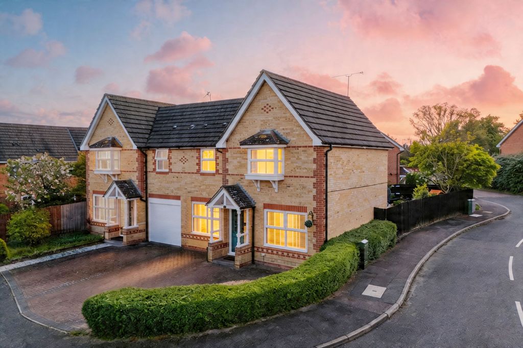 Property photo 1 of 13 Front Twilight