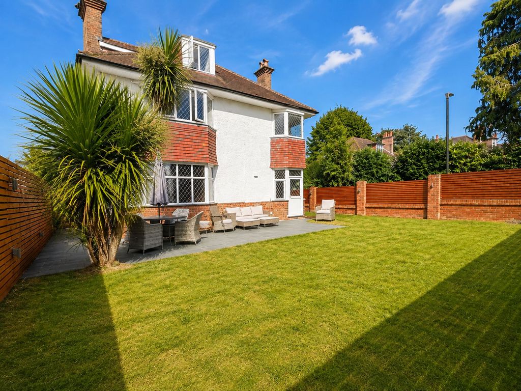 Property photo 1 of 18