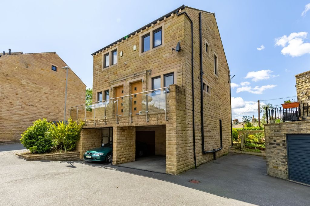 Property photo 1 of 20 Accommodation