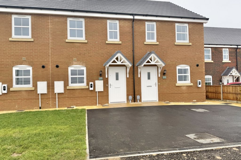 Property photo 1 of 11 Img_1106