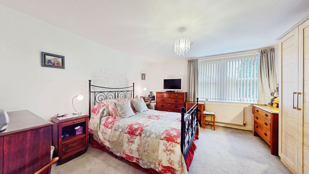 Property photo 2 of 7 Pbox-Img.Jpg