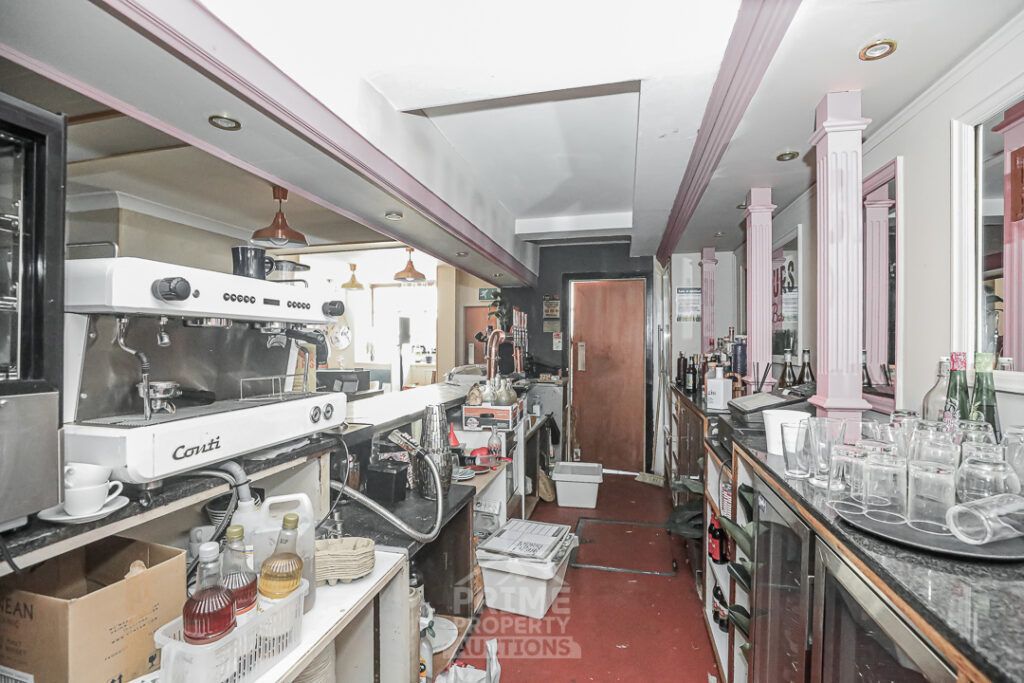 Property photo 3 of 25