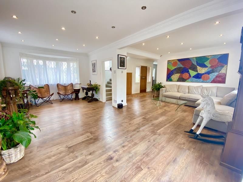 Property photo 3 of 14