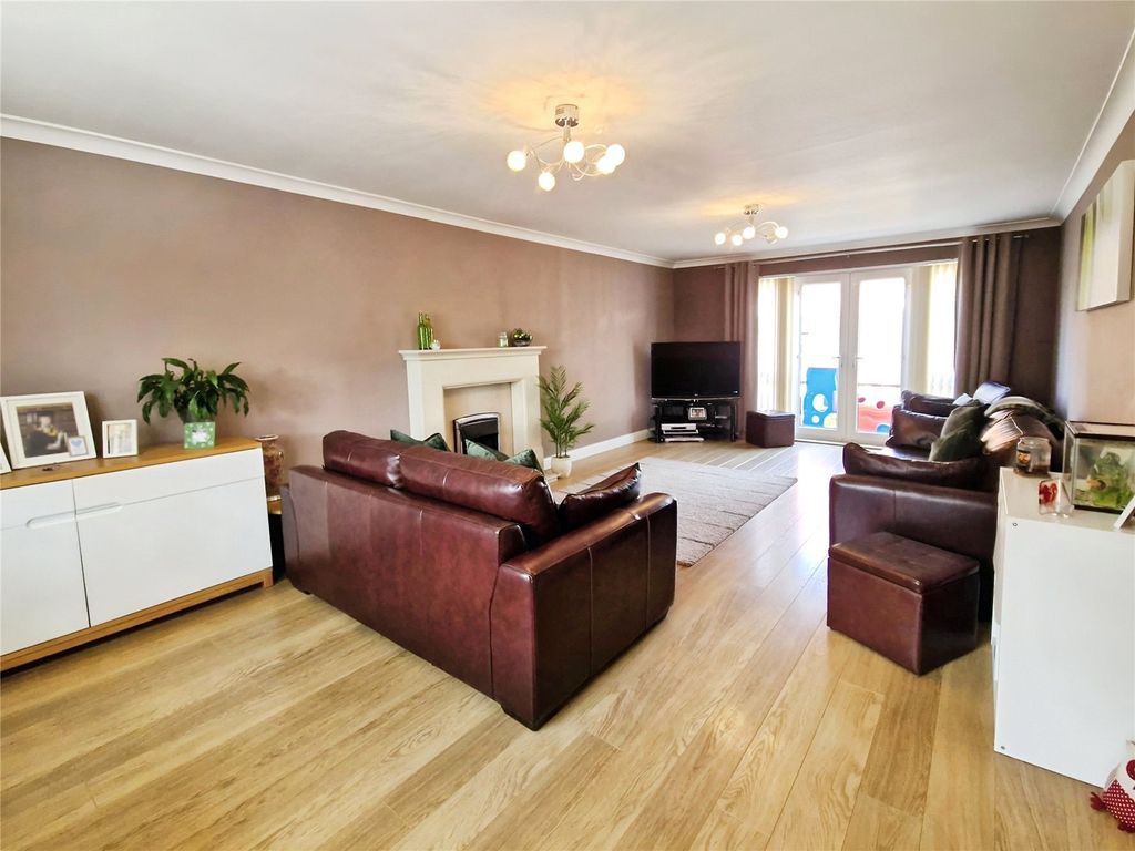 Property photo 3 of 34 Picture No. 31
