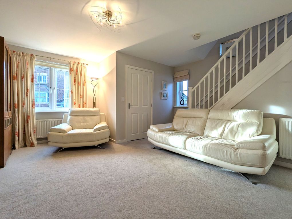 Property photo 2 of 18 Photograph 2