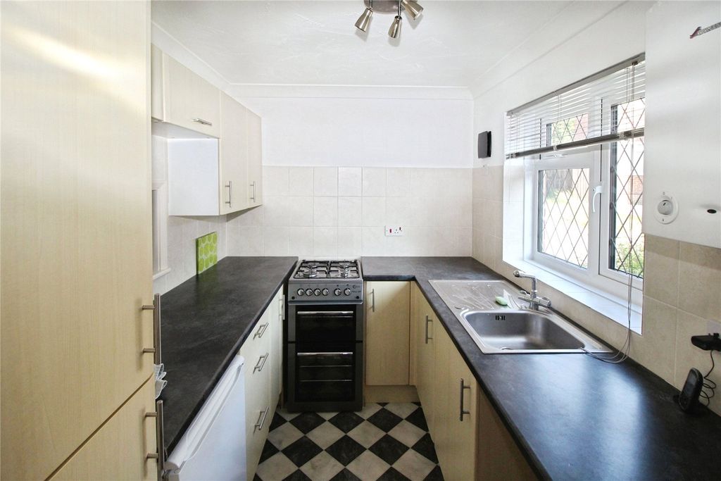 Property photo 3 of 9 Picture No. 13