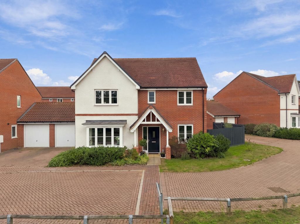 Property photo 1 of 37