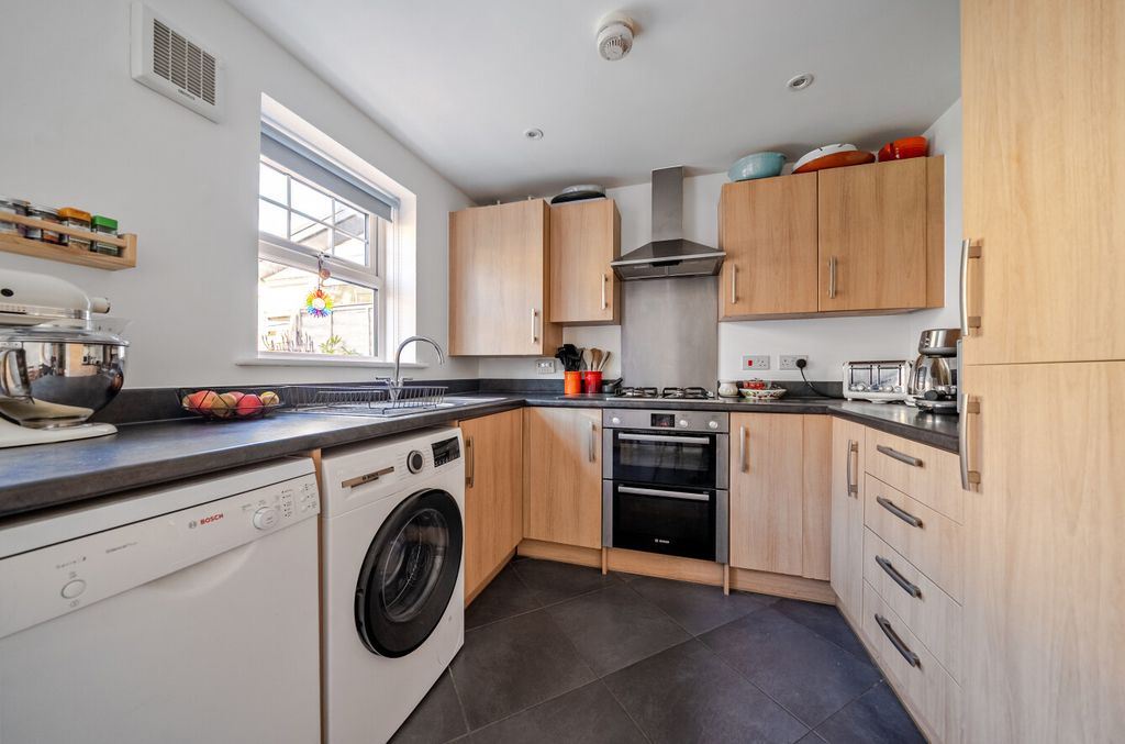 Property photo 3 of 17 1472821-8-6A3540c...