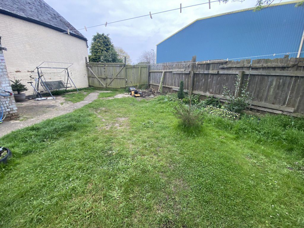 Property photo 2 of 5