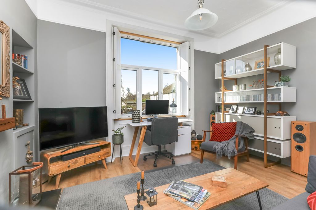 Property photo 3 of 15 Property Image 3