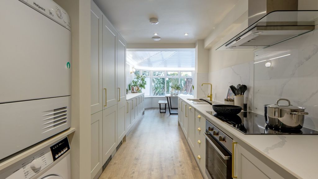 Property photo 3 of 32 0W0A7252-Hdr (2).Jpeg