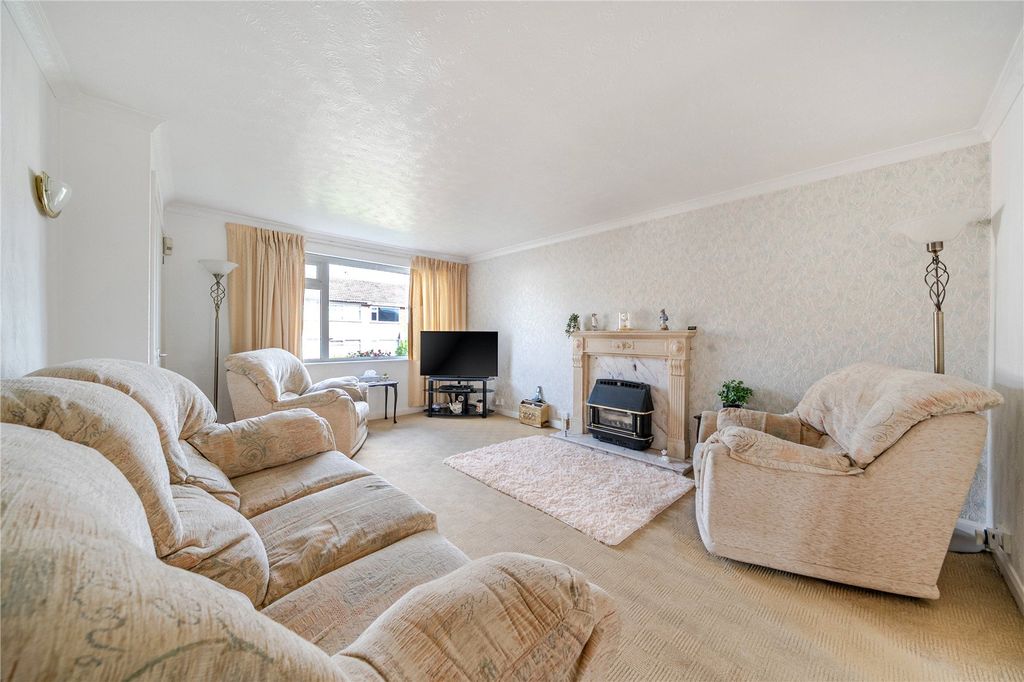 Property photo 2 of 21 Picture No. 19