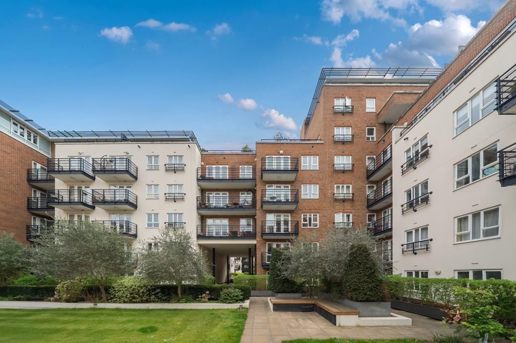 Property photo 1 of 15 External