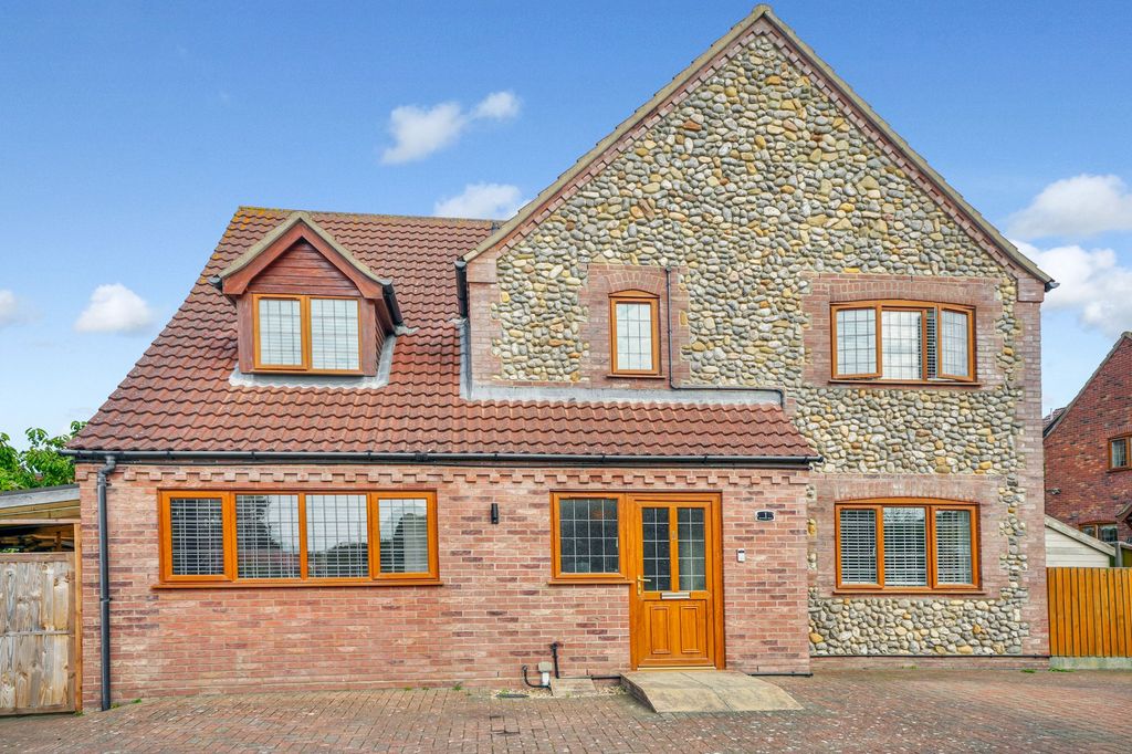 Property photo 1 of 29
