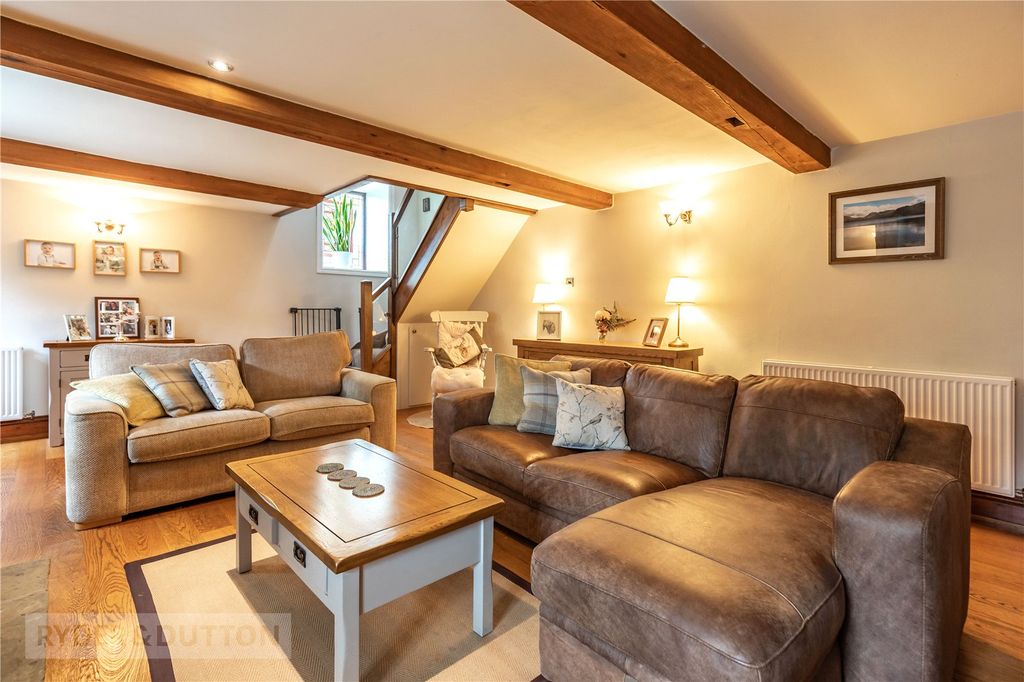 Property photo 3 of 47 Picture No. 45