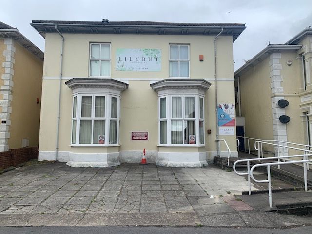 Property photo 1 of 6