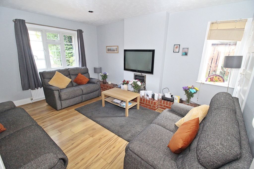 Property photo 3 of 18 5348172