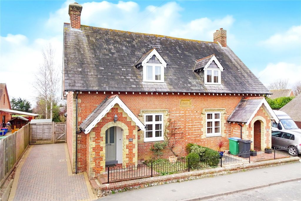 Property photo 1 of 30 Picture No. 35