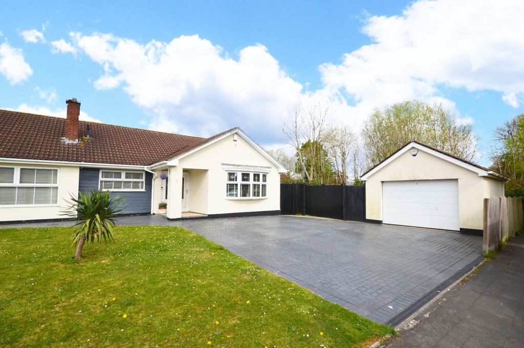 Property photo 1 of 16