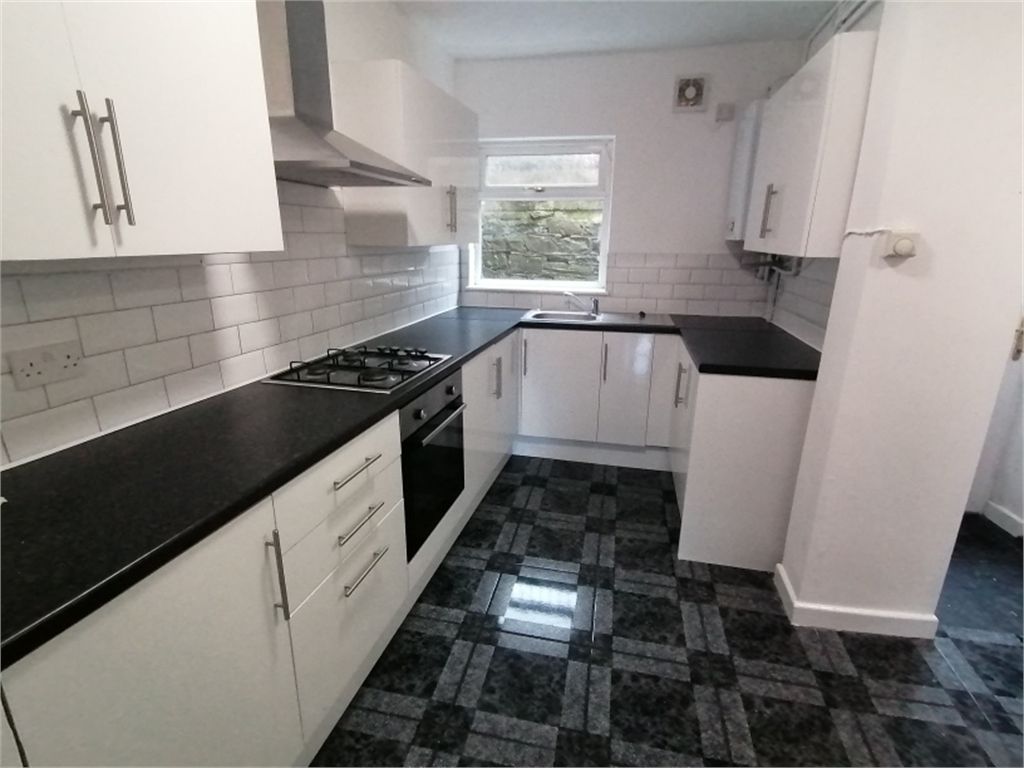 Property photo 3 of 10 Kitchen/Diner