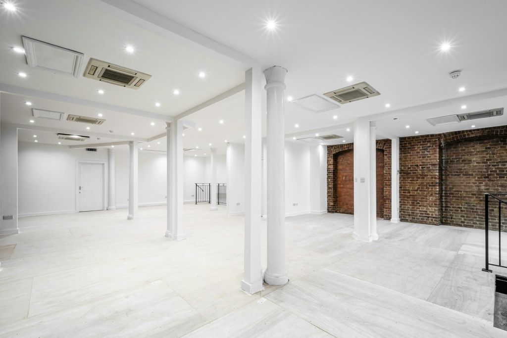 Property photo 2 of 12 Commercial St 38 2026 - Low Res 4.Jpg