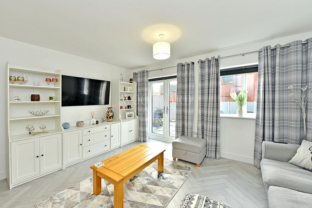 Property photo 2 of 18 Open Plan Living/Kitchen