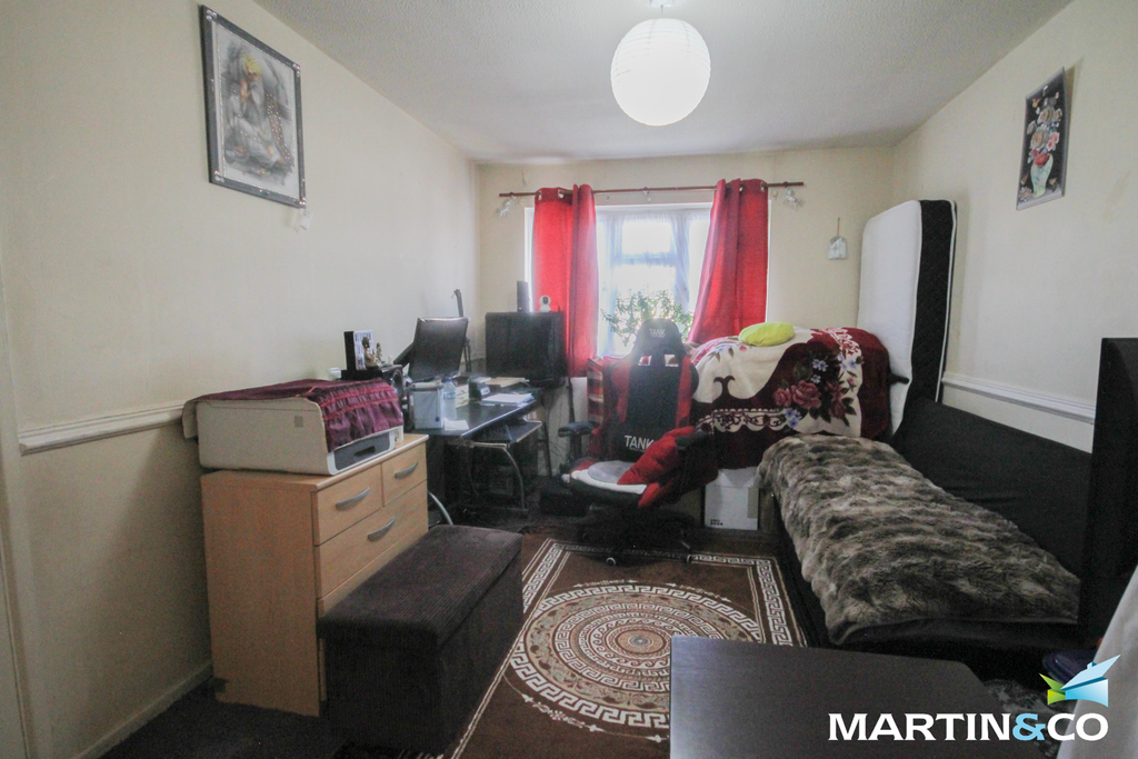 Property photo 2 of 6