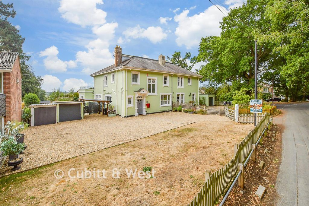 Property photo 1 of 23 External (Brochure)