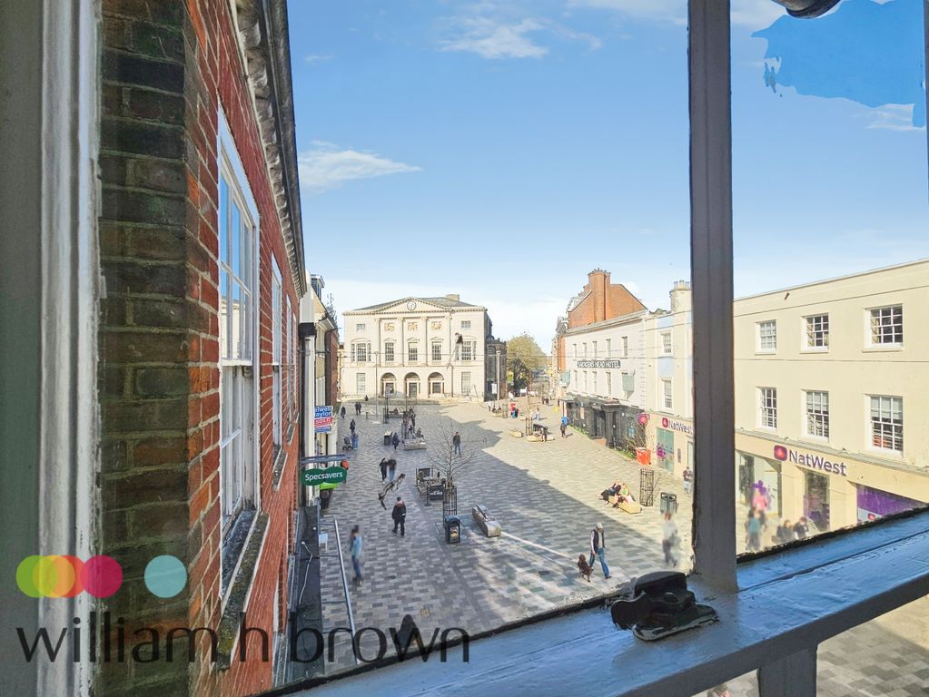 Property photo 1 of 17 Image