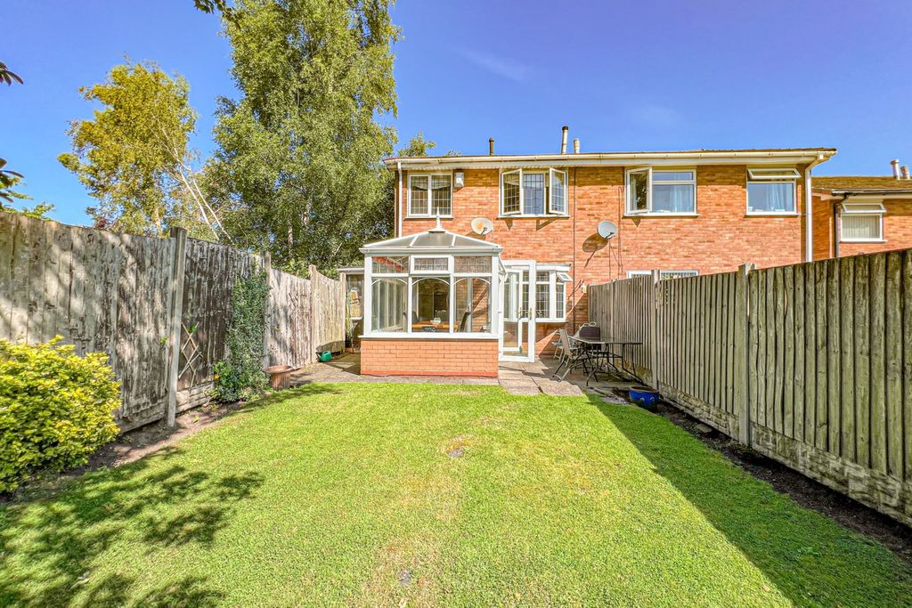 Property photo 2 of 33