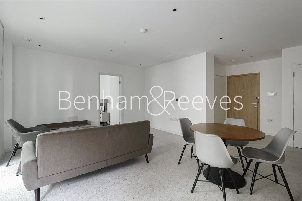 Property photo 2 of 9 Picture No. 04
