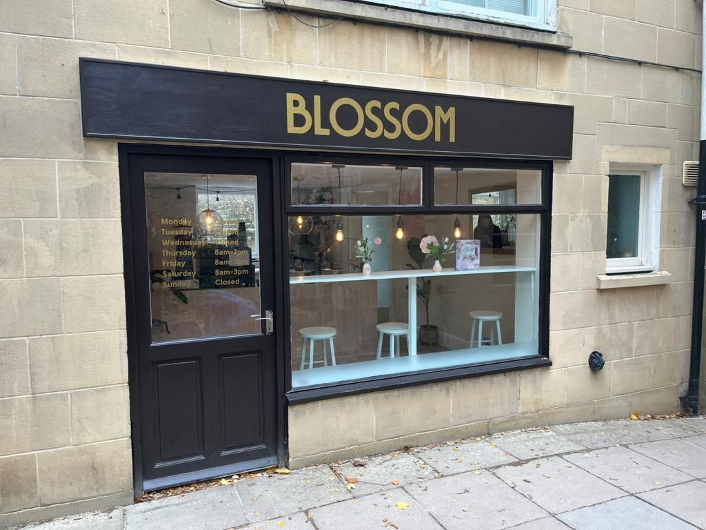 Property photo 2 of 6 Photo 1