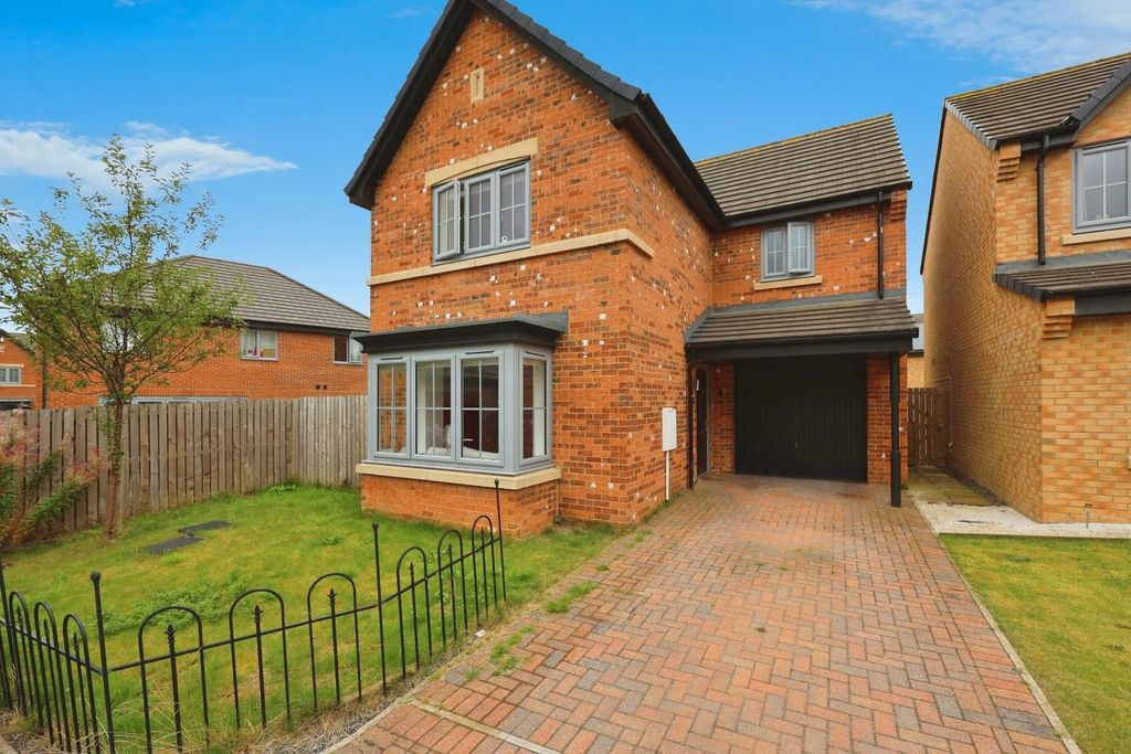 Property photo 1 of 12 B70E057c-Pk7A5614.Jpg