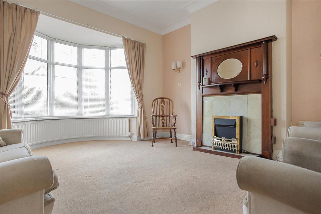 Property photo 2 of 15 Img_9438.Jpg