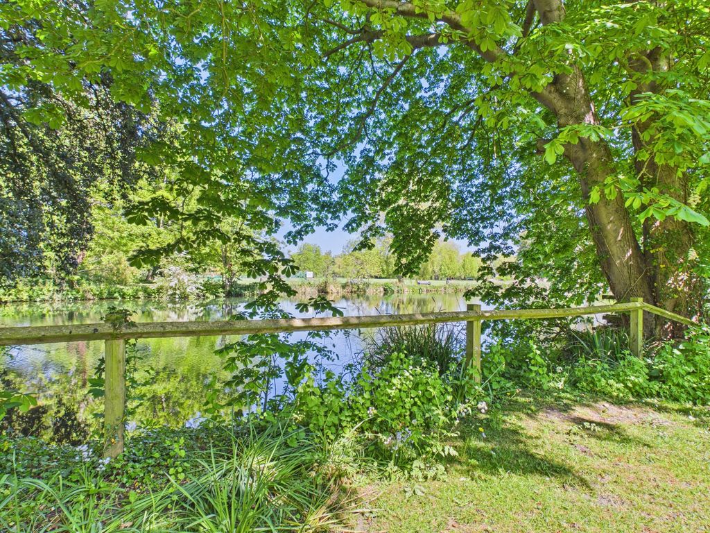 Additional image 21 of 2 bed flat for saleWest Street, Godmanchester PE29