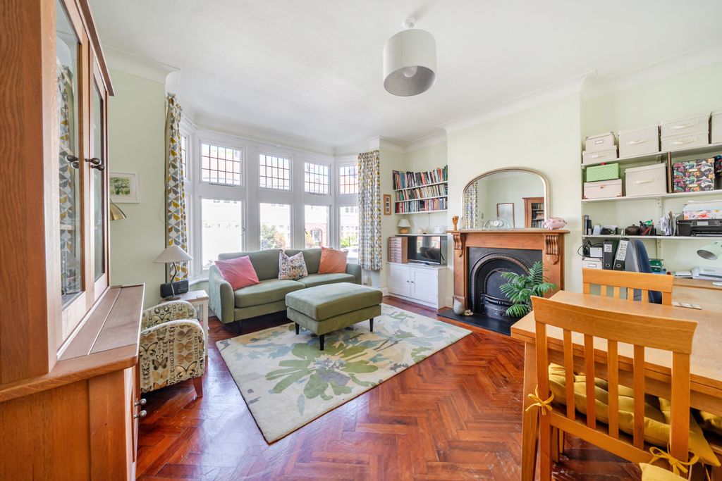 Property photo 2 of 17 1449148-12-69Ea04...