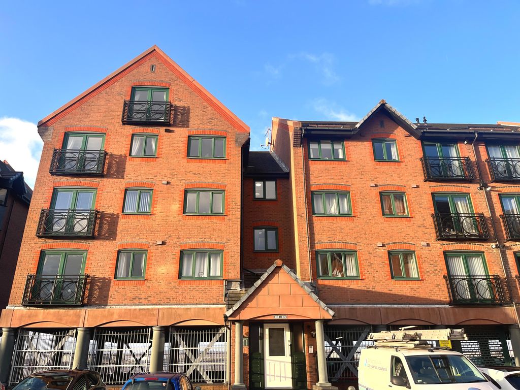 Property photo 2 of 9