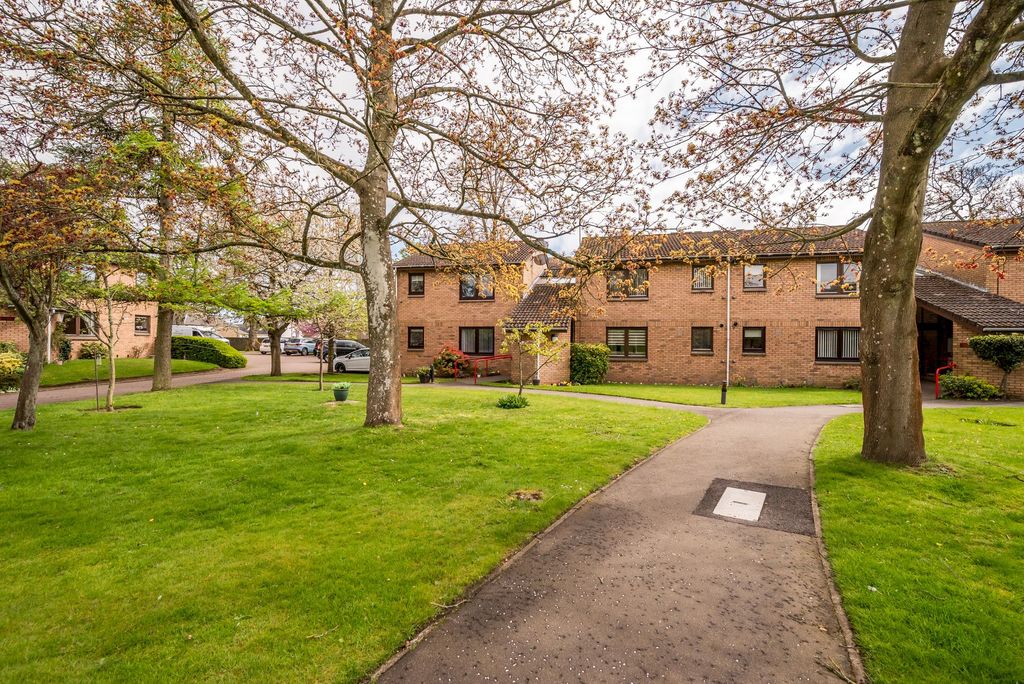 Additional image 14 of 2 bed flat for sale40 Greenbourne Gardens, Monifieth DD5