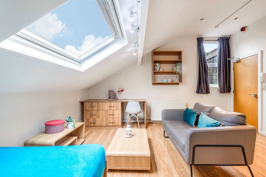 Property photo 1 of 6 Property Photo