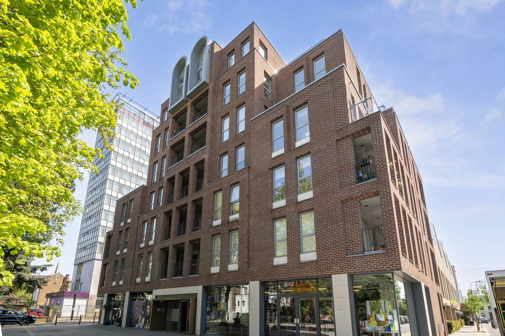 Property photo 3 of 10