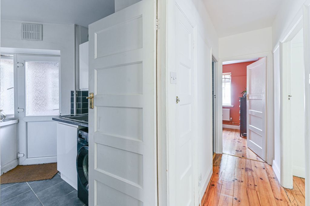 Property photo 1 of 21