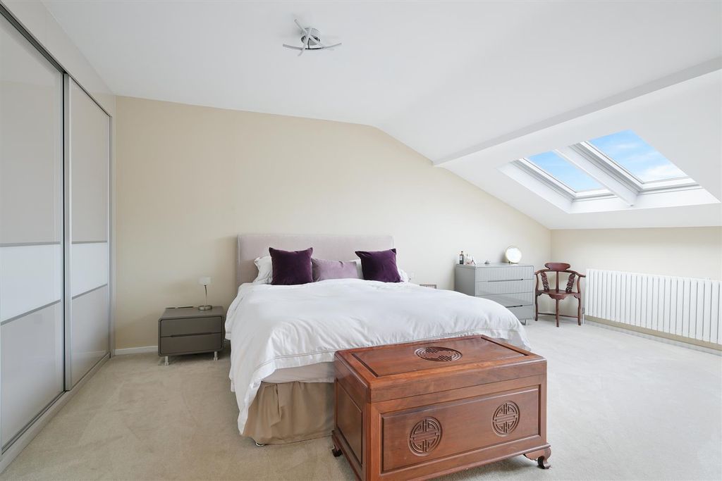 Additional image 12 of 5 bed detached house for saleGarden Walk, Coulsdon CR5