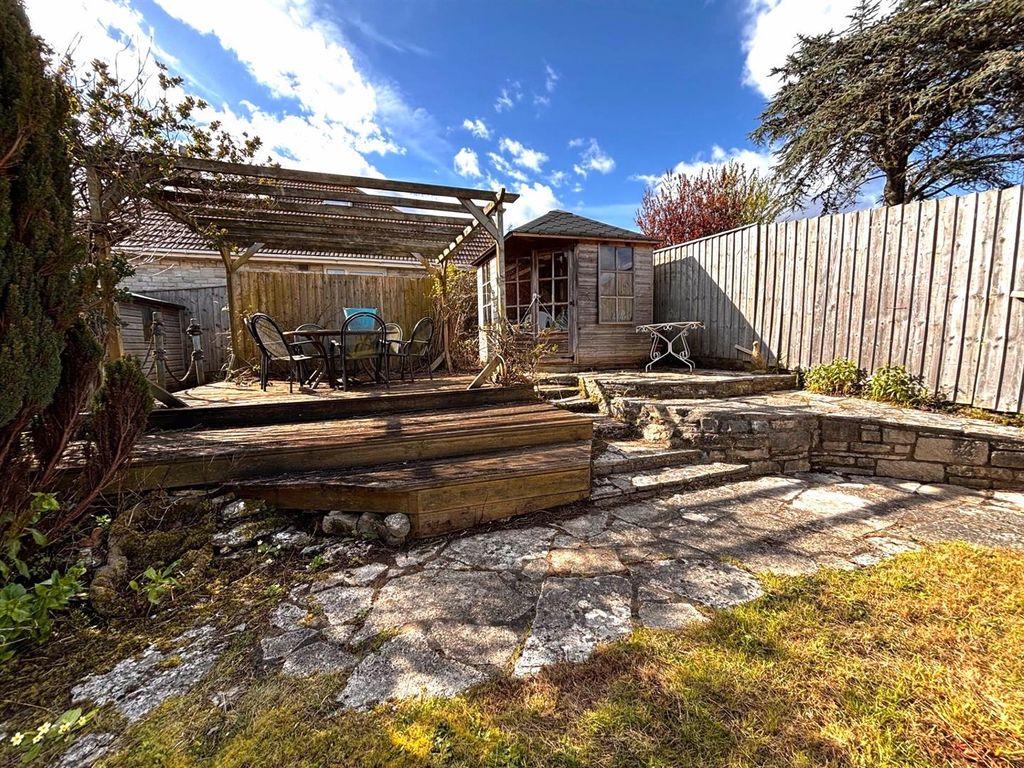 Property photo 2 of 23 4174 March Summer House.Jpg