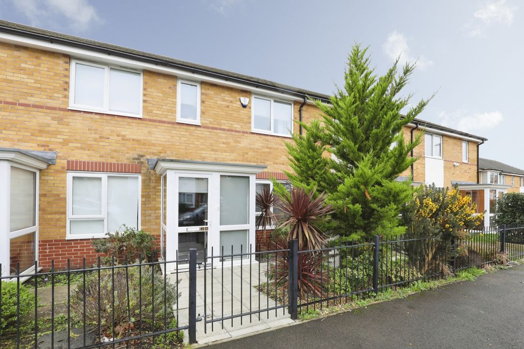 Property photo 1 of 15